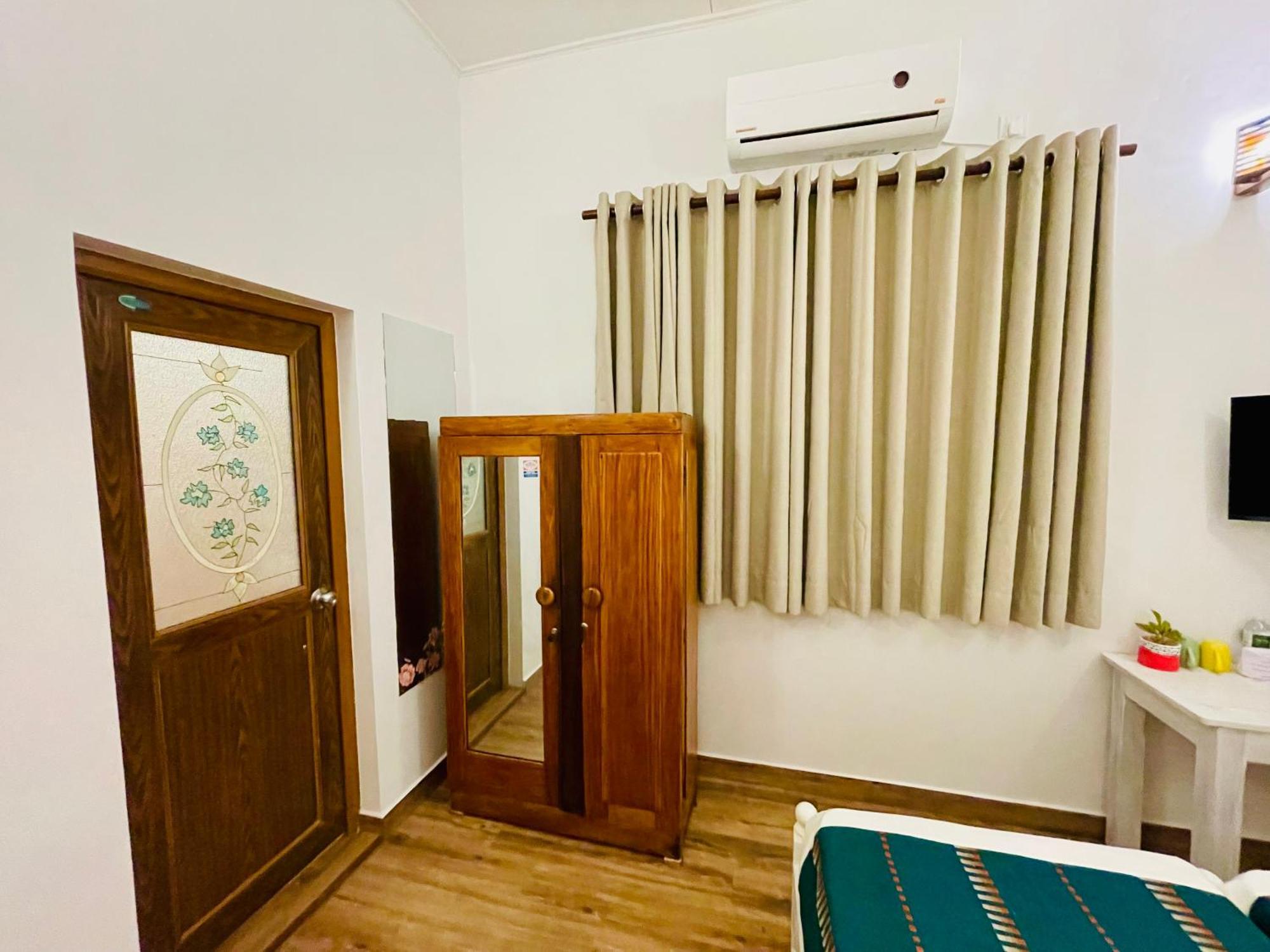 Ayur Ayur White Sail Villa Dalupotha Buitenkant foto
