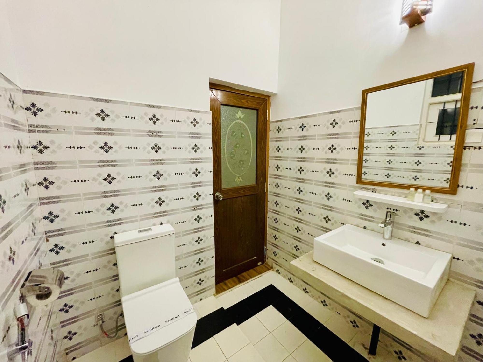 Ayur Ayur White Sail Villa Dalupotha Buitenkant foto