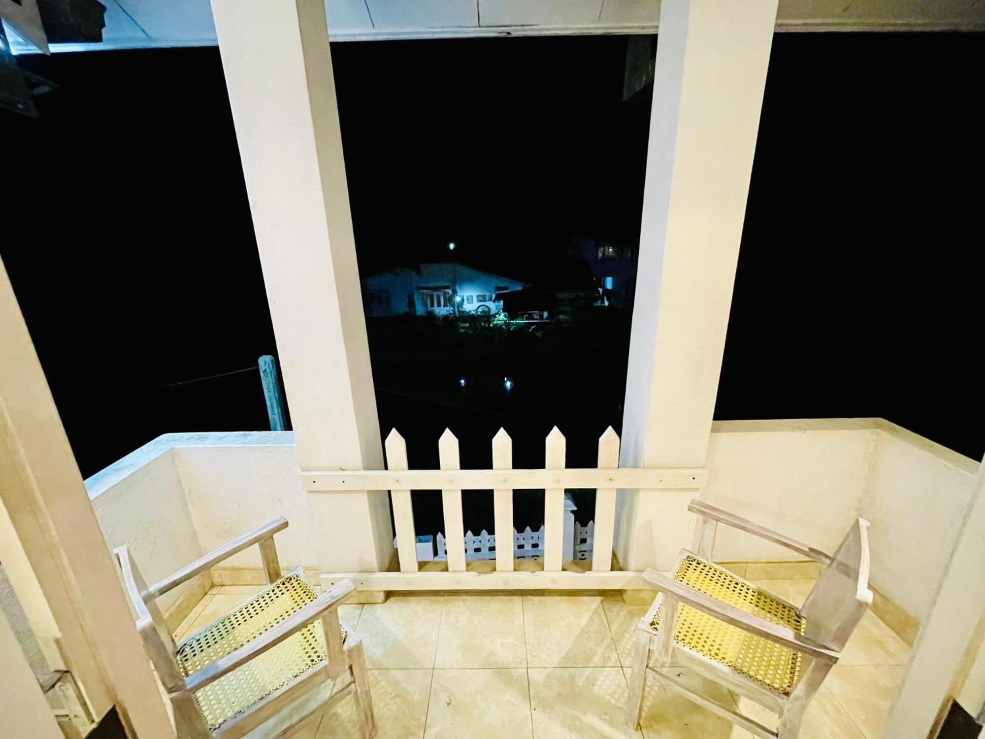 Ayur Ayur White Sail Villa Dalupotha Buitenkant foto