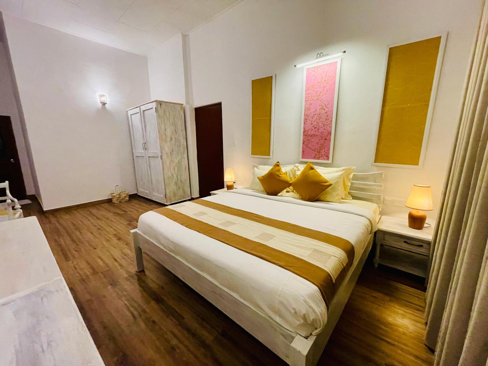 Ayur Ayur White Sail Villa Dalupotha Buitenkant foto