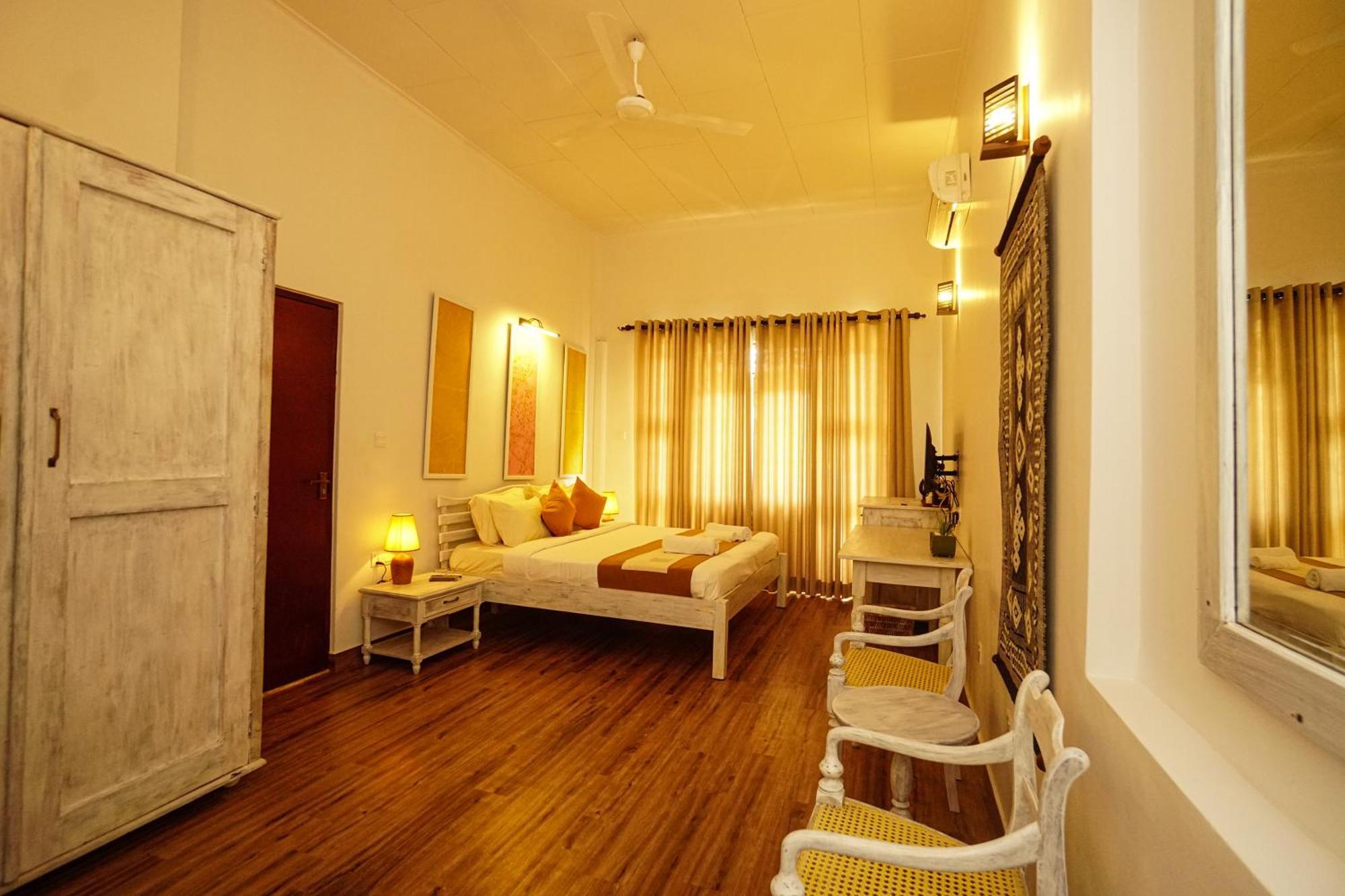 Ayur Ayur White Sail Villa Dalupotha Buitenkant foto